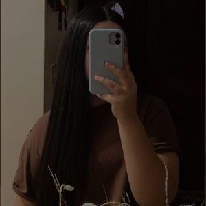 Meet your Posher, Alexia